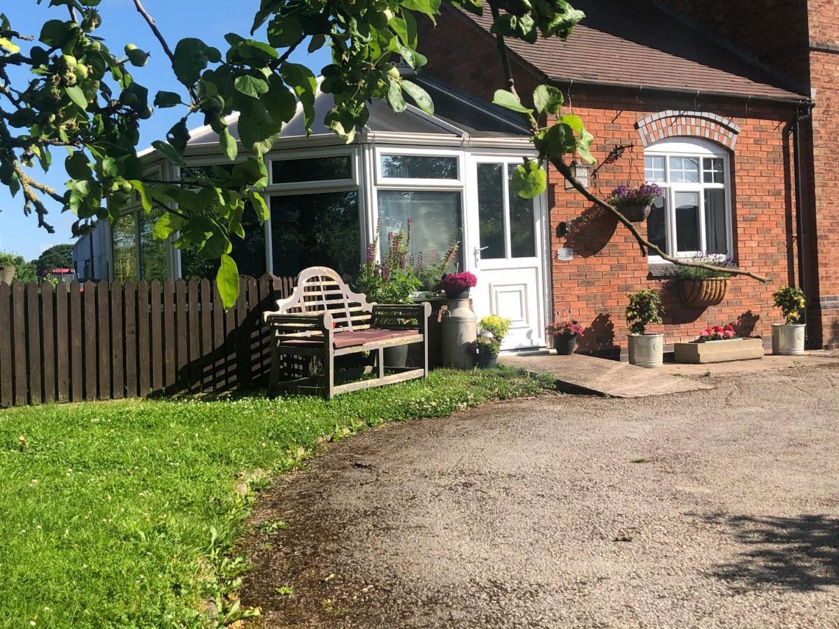 Homestay Nanny Goat Rest At Ashlands Farm Abbots Bromley