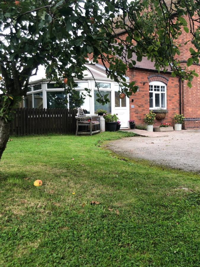 Homestay Nanny Goat Rest At Ashlands Farm Abbots Bromley